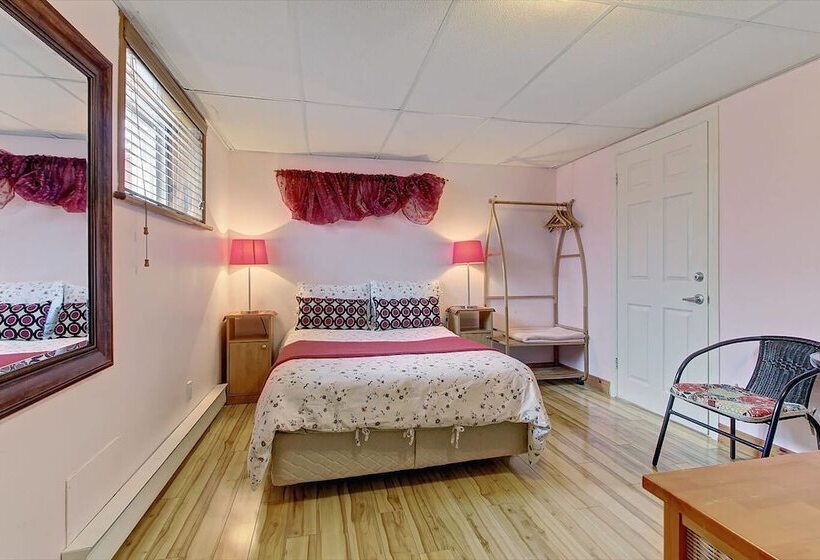 فندق Au Gîte De La Chute