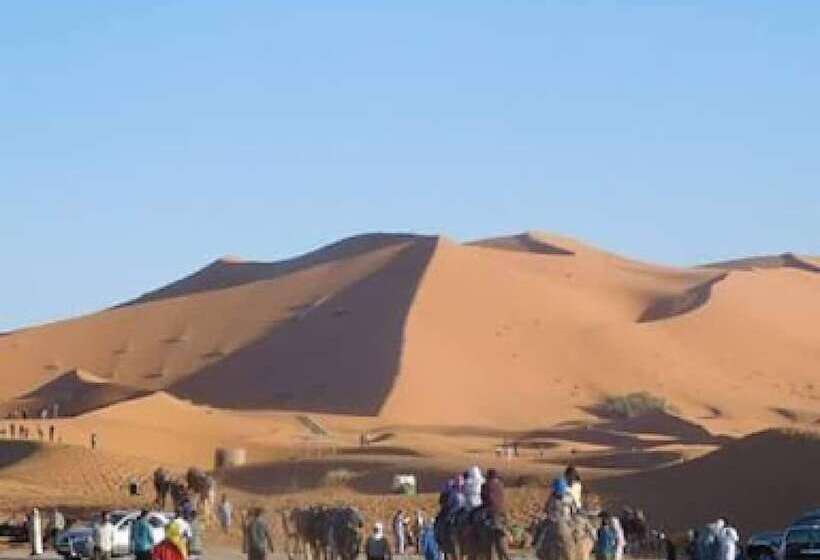 ホテル Auberge Ksar Merzouga