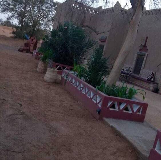 ホテル Auberge Ksar Merzouga