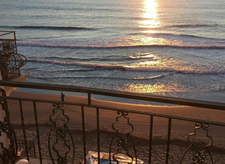 Отель Badano Sul Mare