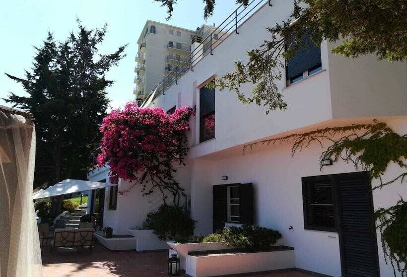 هتل B&b Baia Scirocco