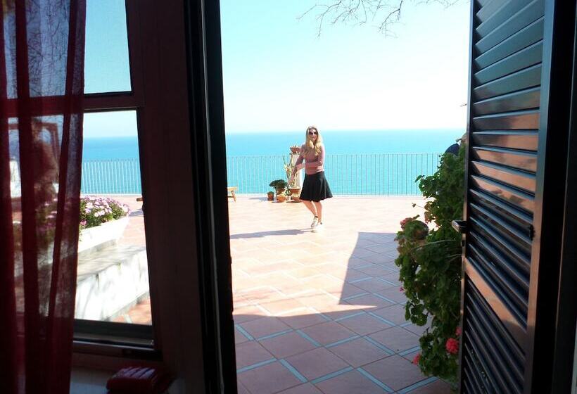 هتل B&b Baia Scirocco