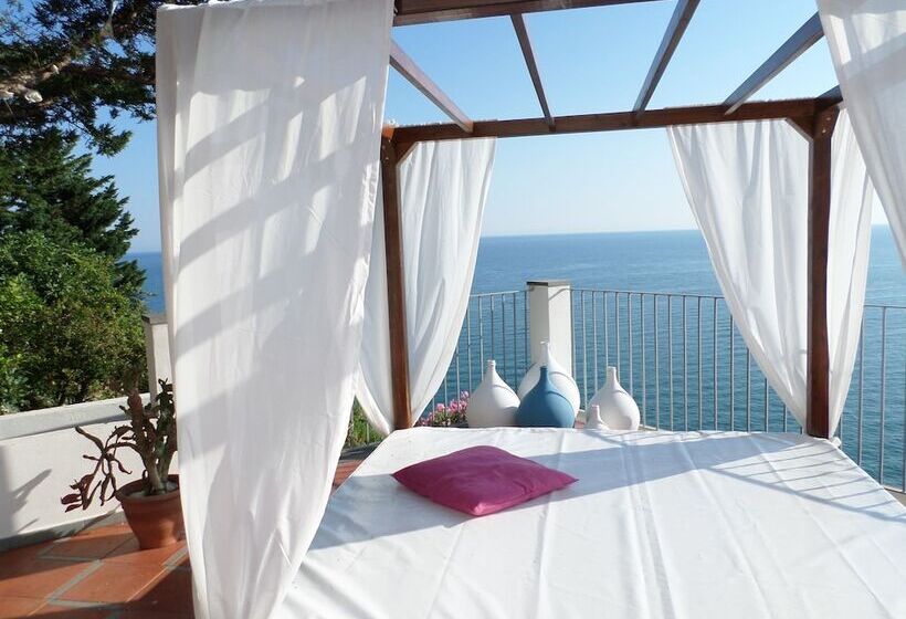 هتل B&b Baia Scirocco