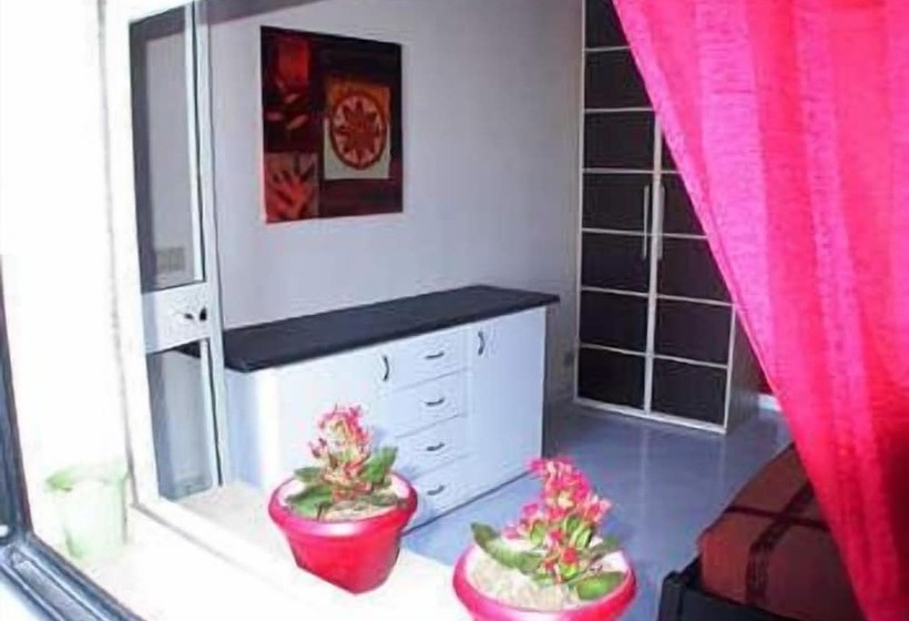 هتل B&b Baia Scirocco