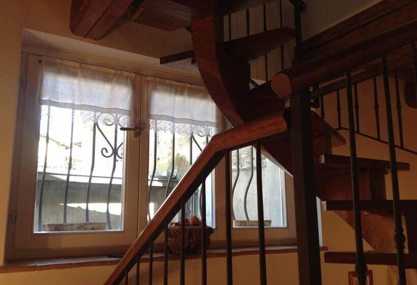 Отель B&b Michelangeli   Private Parking