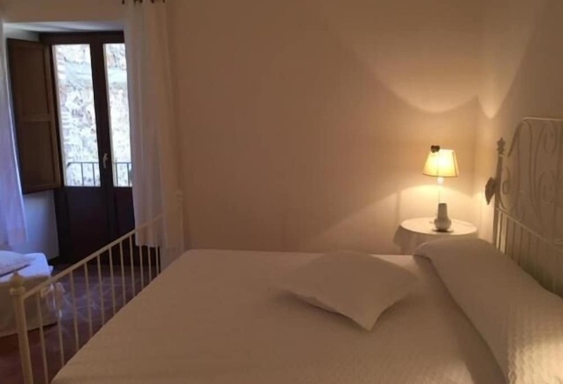 Отель B&b Michelangeli   Private Parking