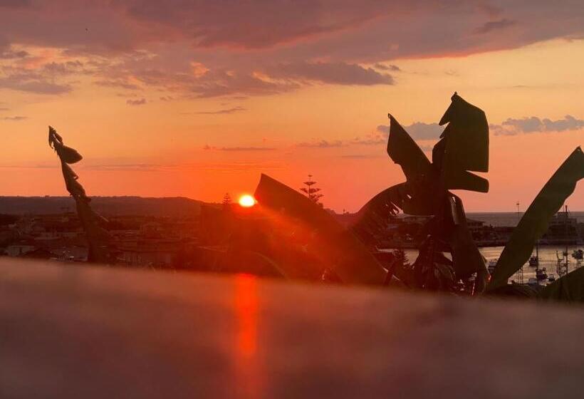 Отель B&b Villa Delle Rondini