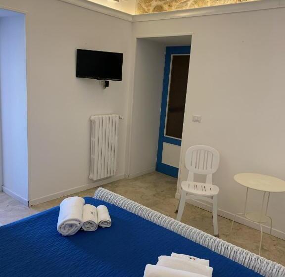 Отель B&b Villa Delle Rondini