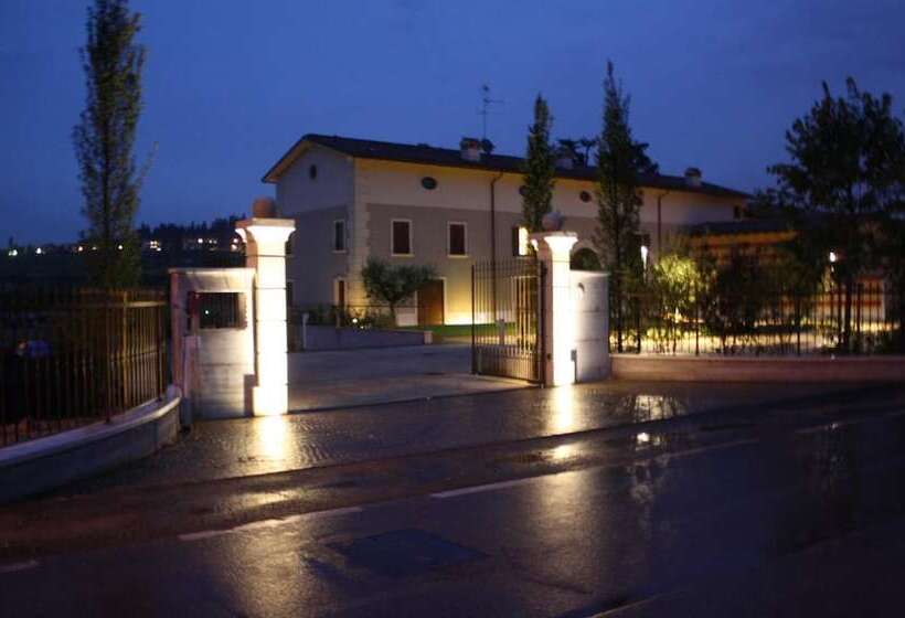 בית מלון כפרי Belvivere Suites