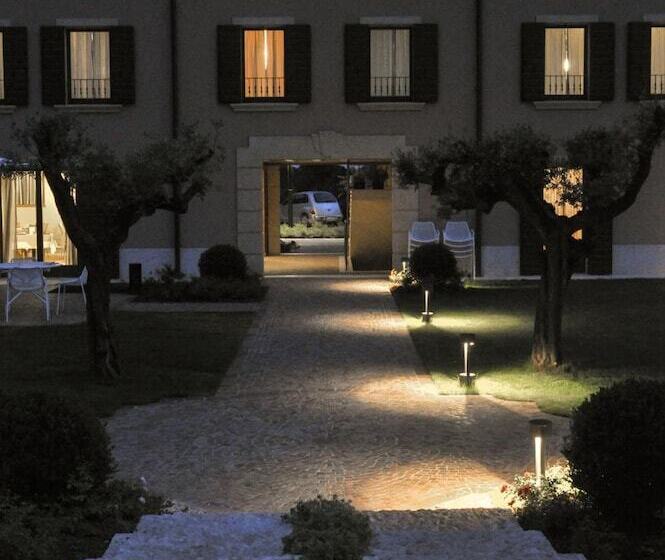 בית מלון כפרי Belvivere Suites