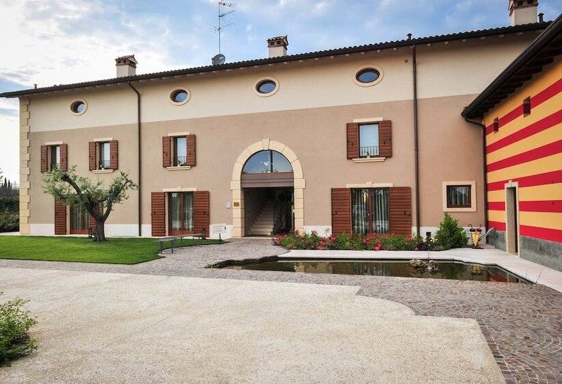 בית מלון כפרי Belvivere Suites