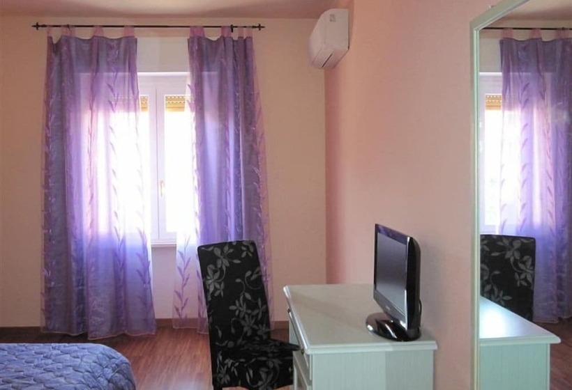 בית מלון כפרי Bosa Guest House