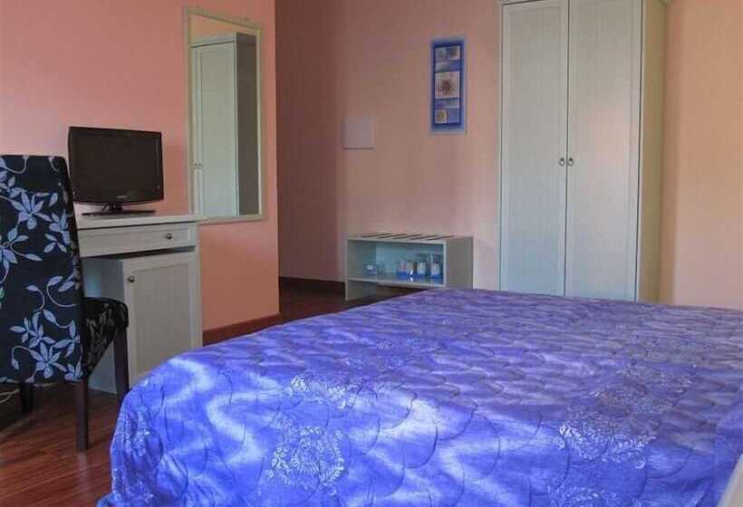 בית מלון כפרי Bosa Guest House