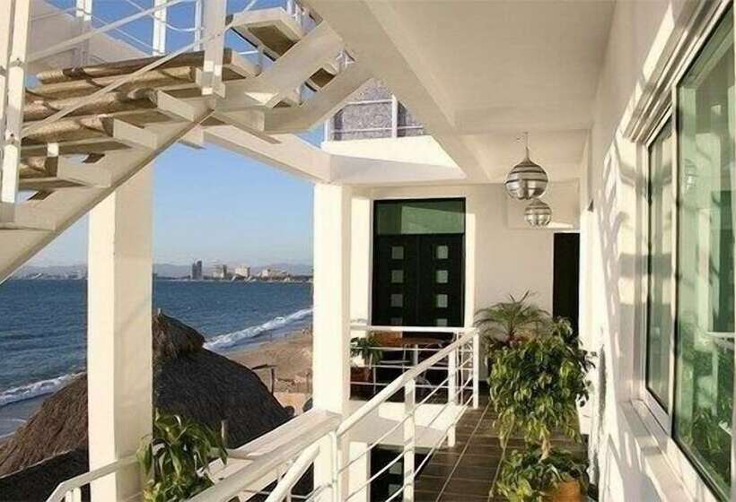 酒店 Suites Nadia Puerto Vallarta