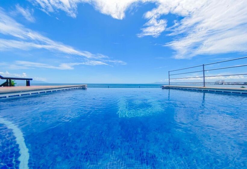 酒店 Suites Nadia Puerto Vallarta