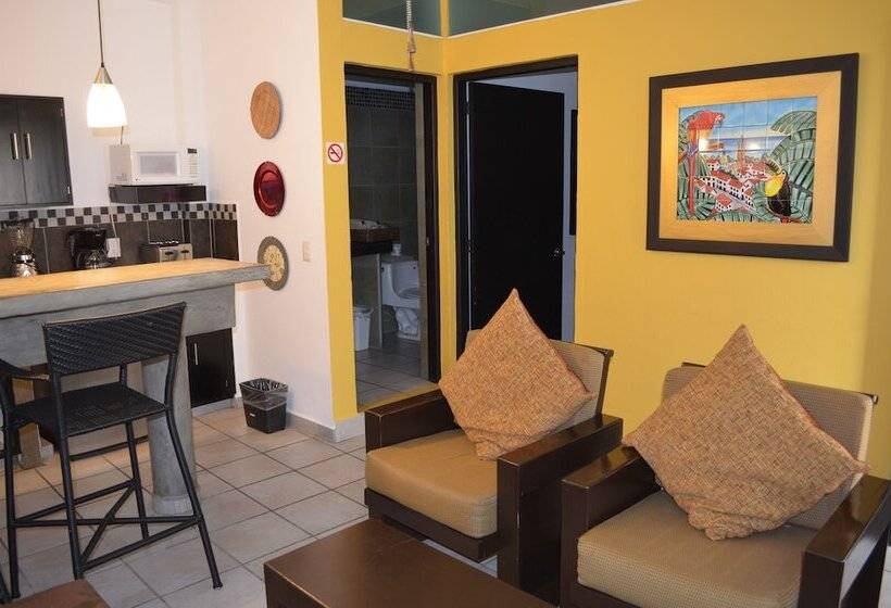 酒店 Suites Nadia Puerto Vallarta