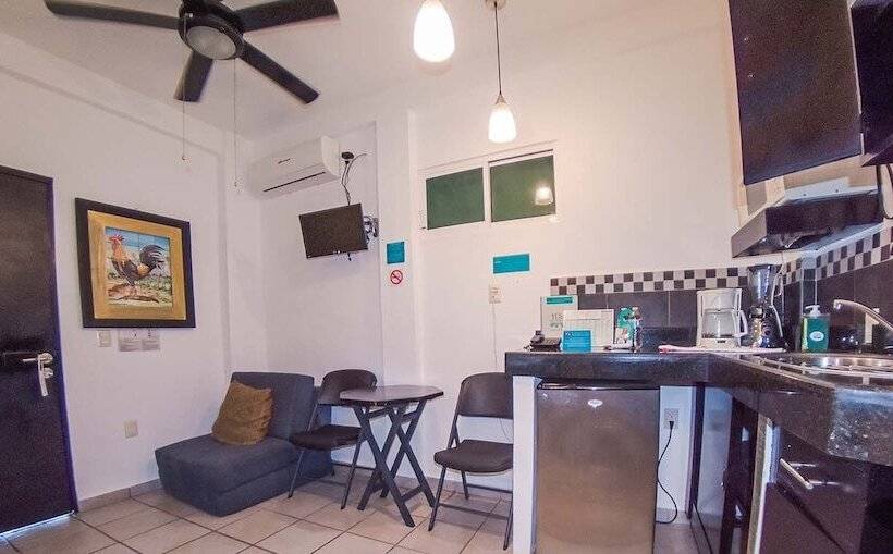 酒店 Suites Nadia Puerto Vallarta