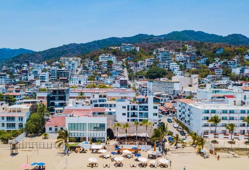 酒店 Suites Nadia Puerto Vallarta