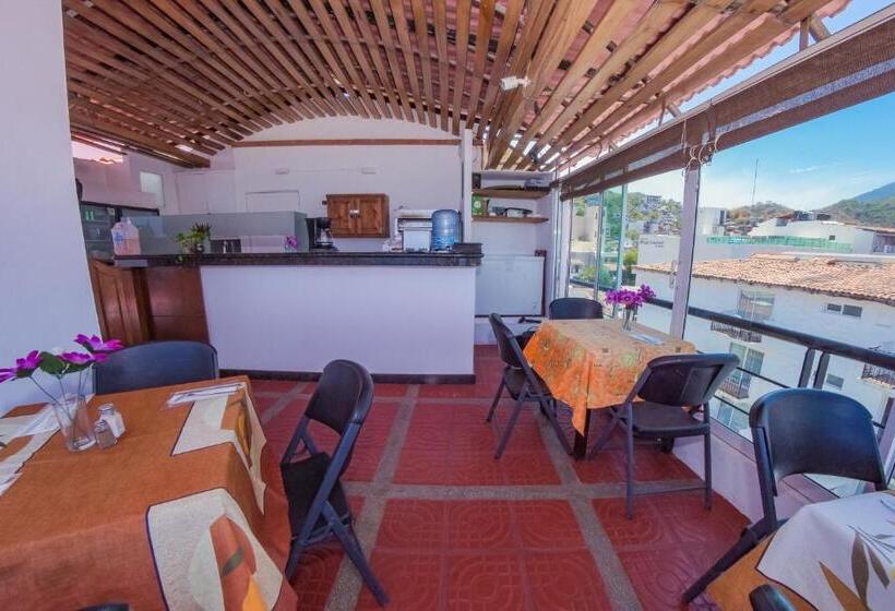 酒店 Suites Nadia Puerto Vallarta