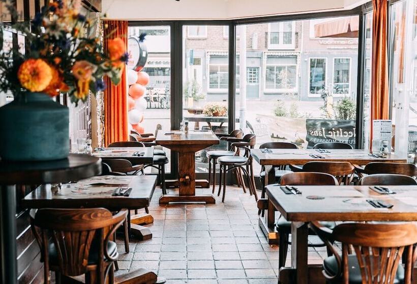 فندق Cafe Restaurant Abina