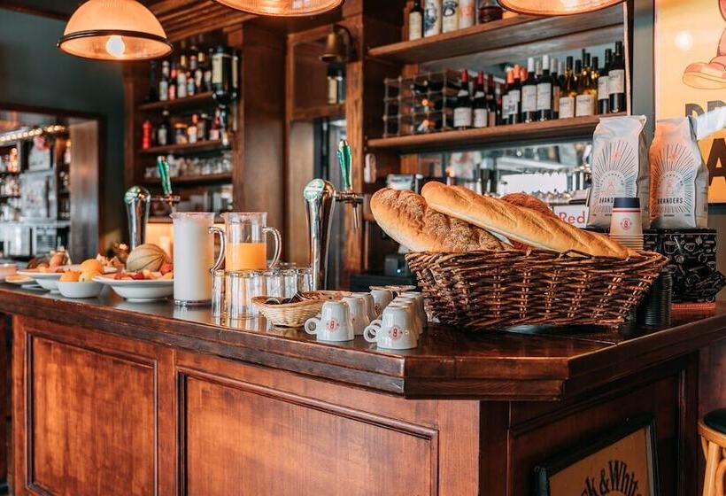 فندق Cafe Restaurant Abina