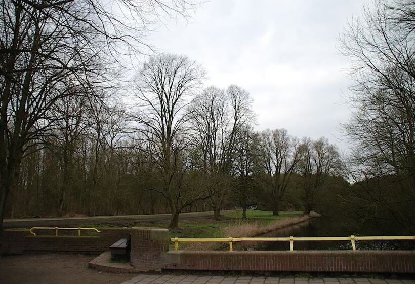 فندق Cafe Restaurant Abina