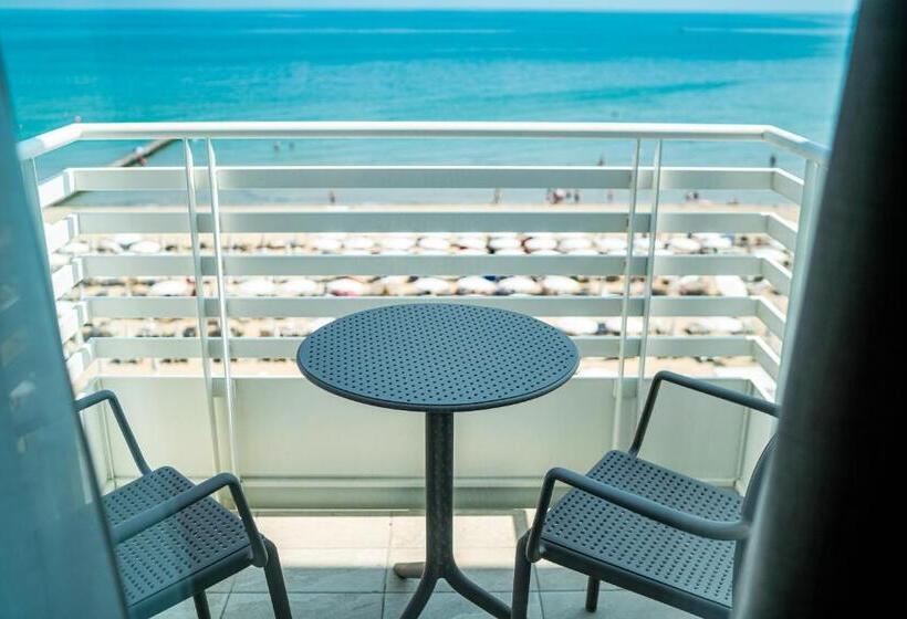 בית מלון כפרי Capitol