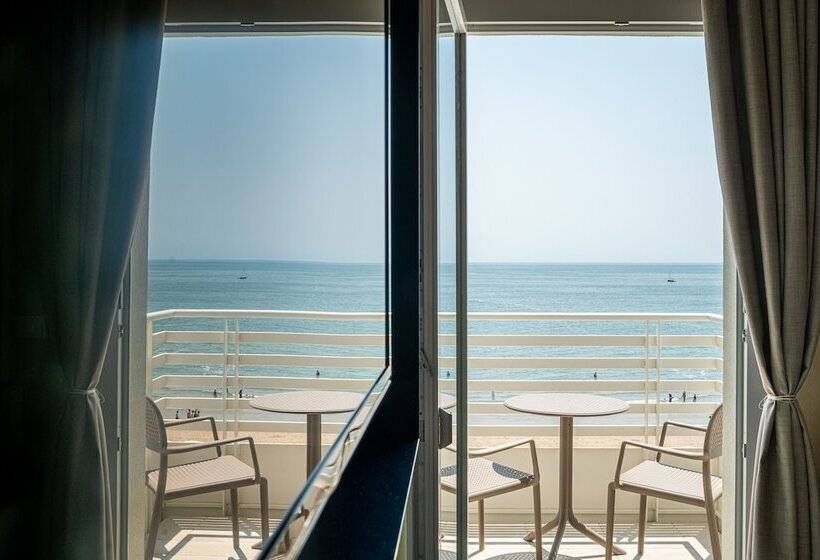 בית מלון כפרי Capitol