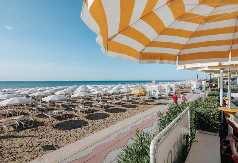 בית מלון כפרי Capitol