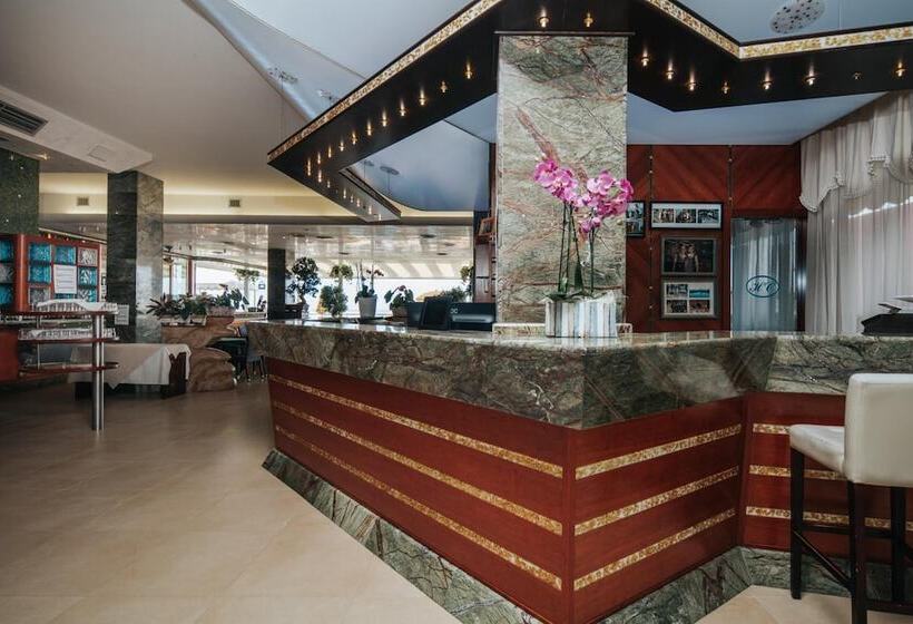 בית מלון כפרי Capitol