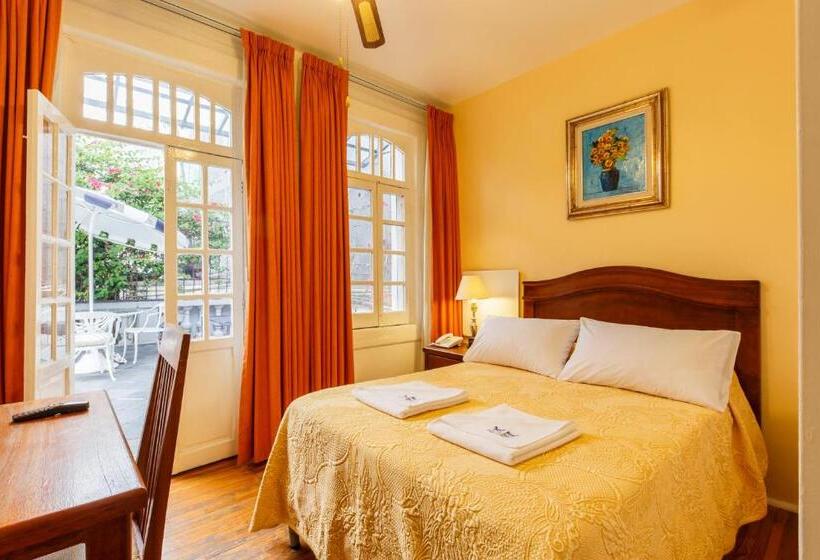 هتل Casa Gonzalez