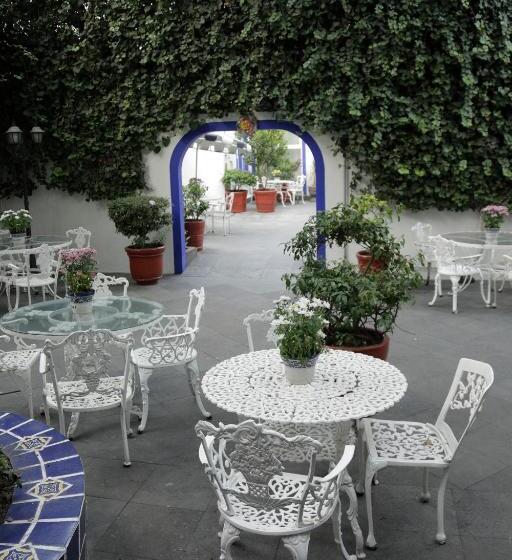 هتل Casa Gonzalez