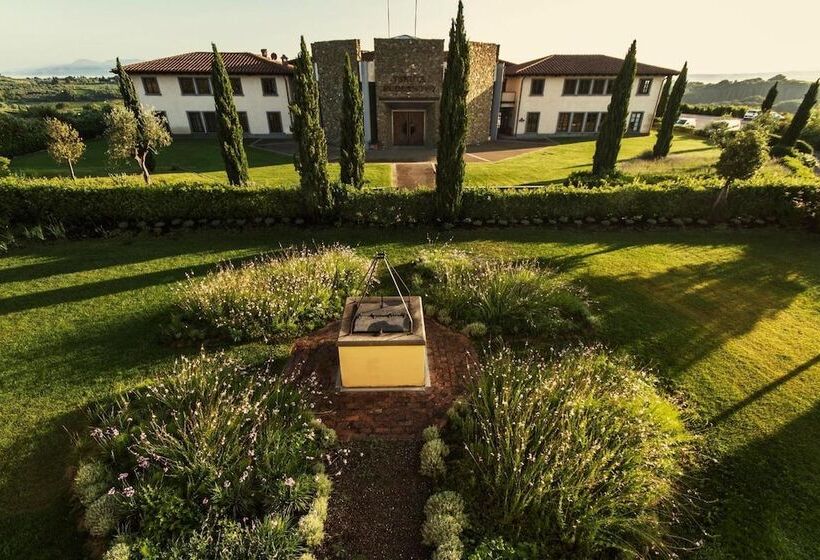 فندق Casale Podernovo