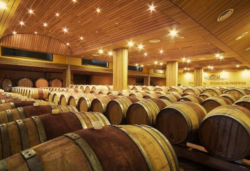 فندق Casale Podernovo