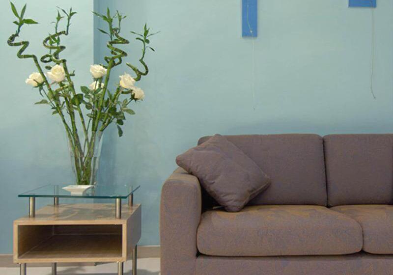 Отель Chiaraluna