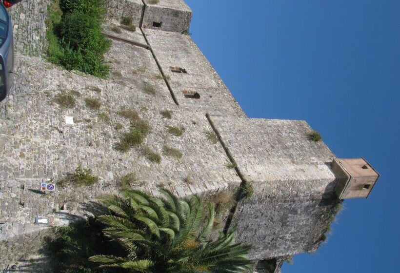 فندق Da Fiorina B&b