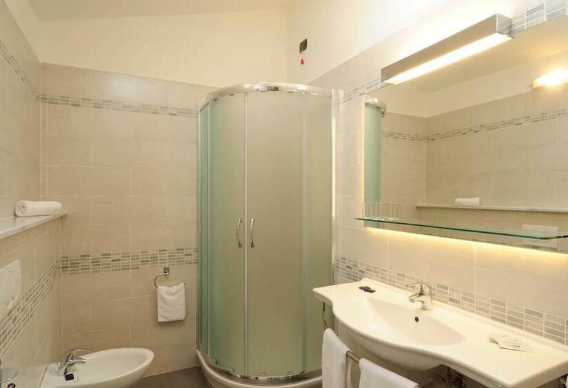 호텔 Danio Lungomare