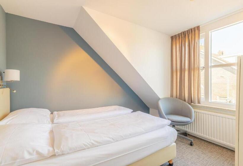 호텔 De Koningshof