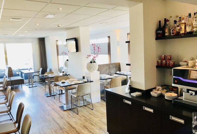 호텔 De Koningshof