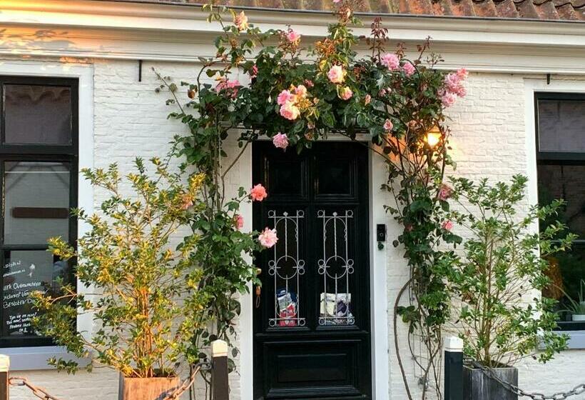 בית מלון כפרי De Thuiskamer In Grou Als B&b Of Vakantiehuis