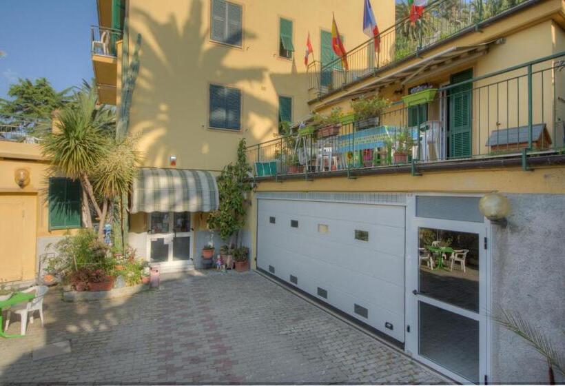 Отель Deutsche Familien