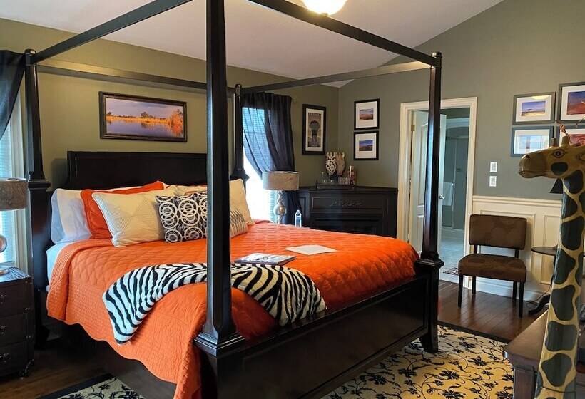 ホテル Explorer House Bed & Breakfast