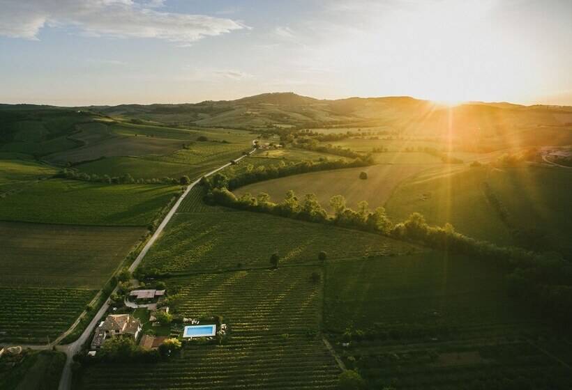 בית מלון כפרי Agriturismo Il Fienile