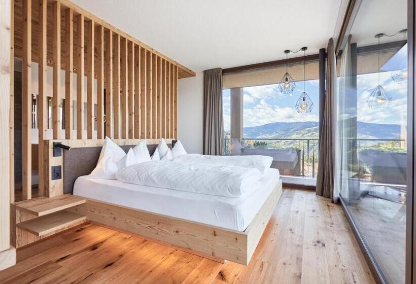 בית מלון כפרי Fischer