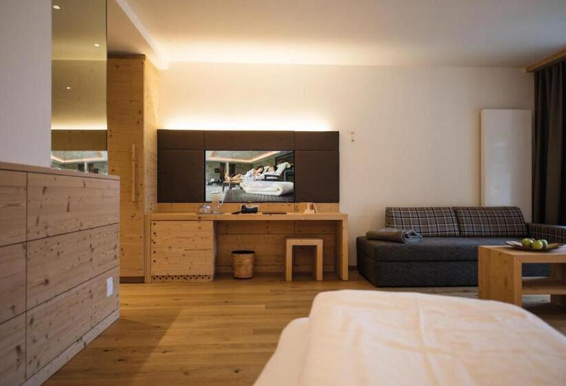 בית מלון כפרי Fischer