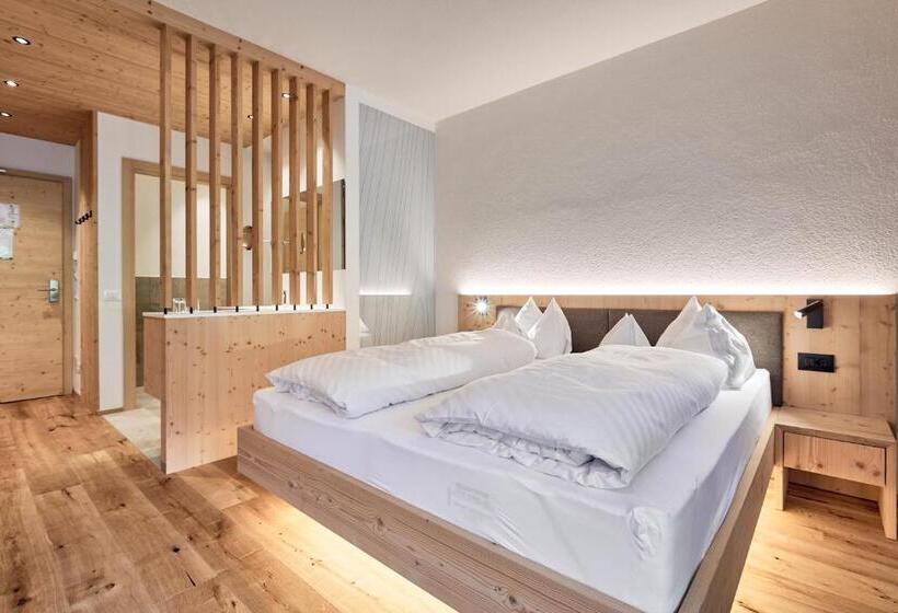 בית מלון כפרי Fischer