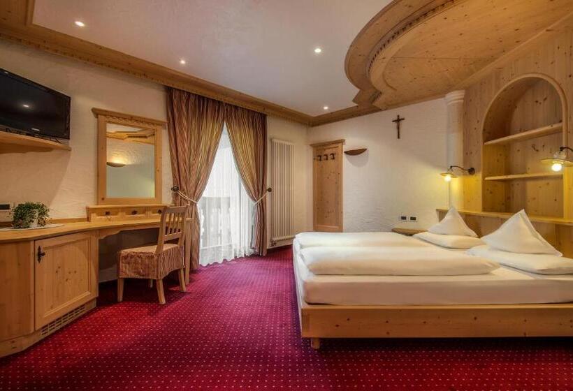 Отель Gran Ciasa