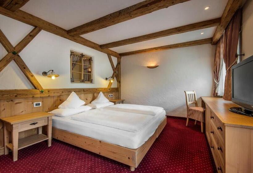 Отель Gran Ciasa