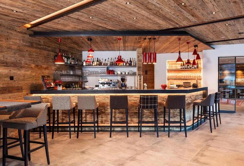 Отель Gran Ciasa