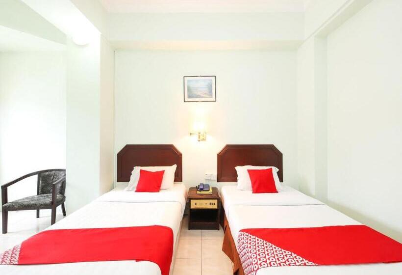 Отель Grand Supreme